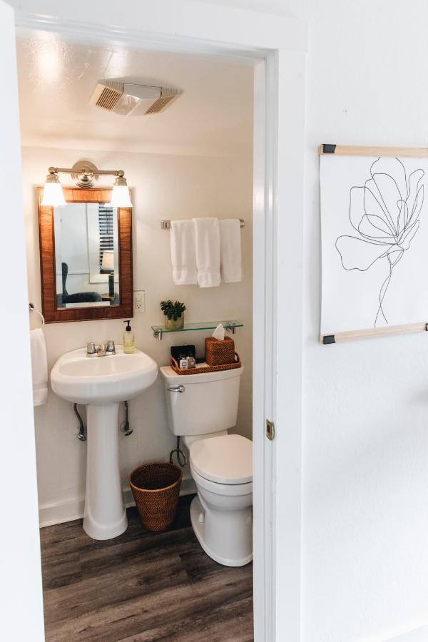 Sonoma's Best Guest Cottages Extérieur photo