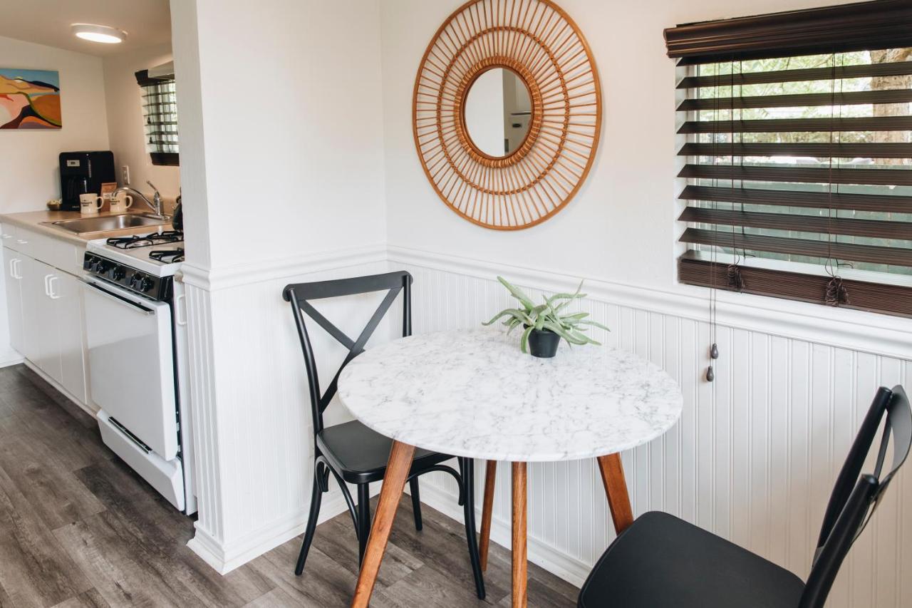 Sonoma's Best Guest Cottages Extérieur photo